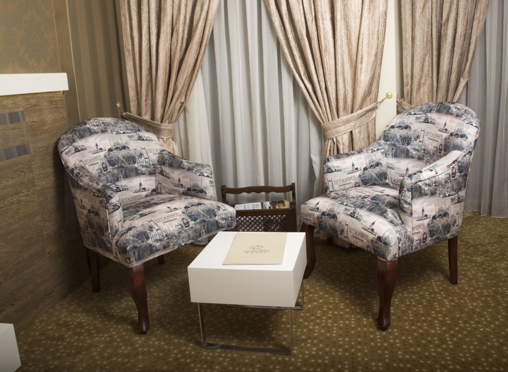Golden Rain Hotel Old City 7