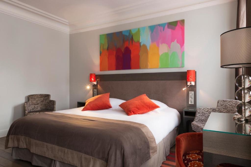 Hôtel Régence Etoile 17