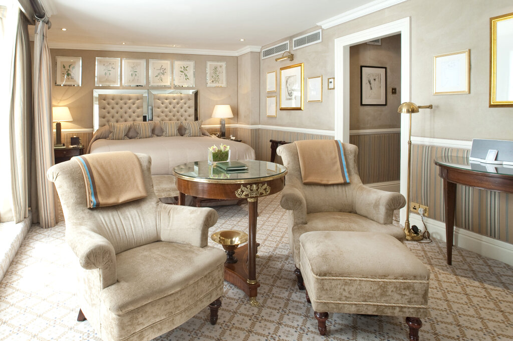 The Milestone Hotel 20