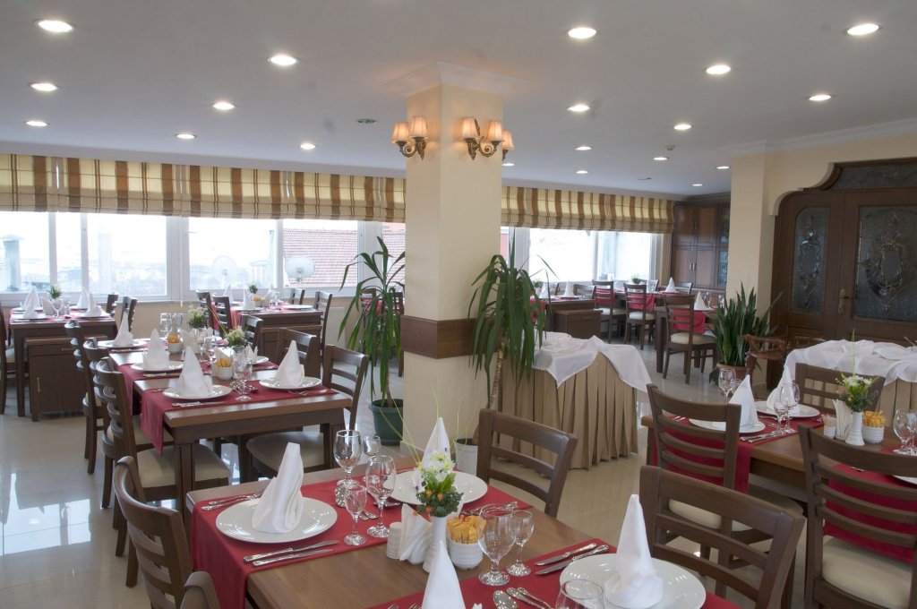 Grand Unal Hotel 8