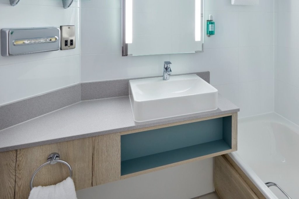 Jurys Inn London Croydon 9