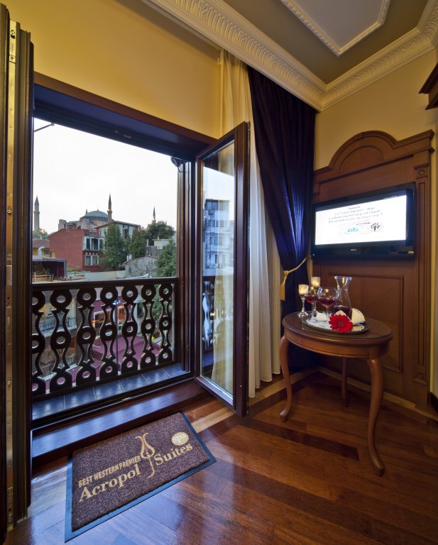 GLK PREMIER Acropol Suites & Spa 10