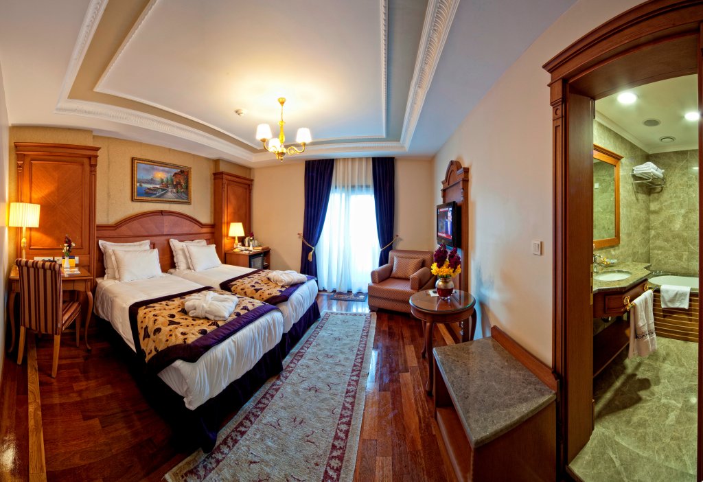 GLK PREMIER Acropol Suites & Spa 4