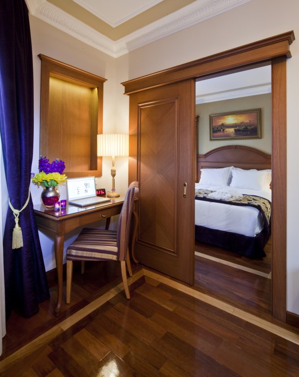 GLK PREMIER Acropol Suites & Spa 7