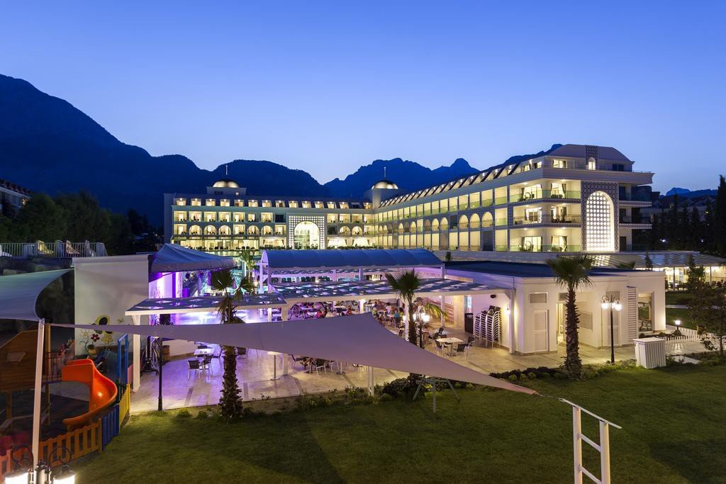 Karmir Resort & Spa 11