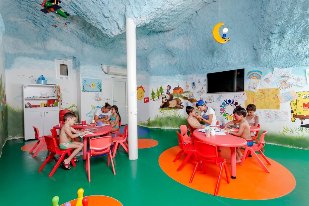 Karmir Resort & Spa 2