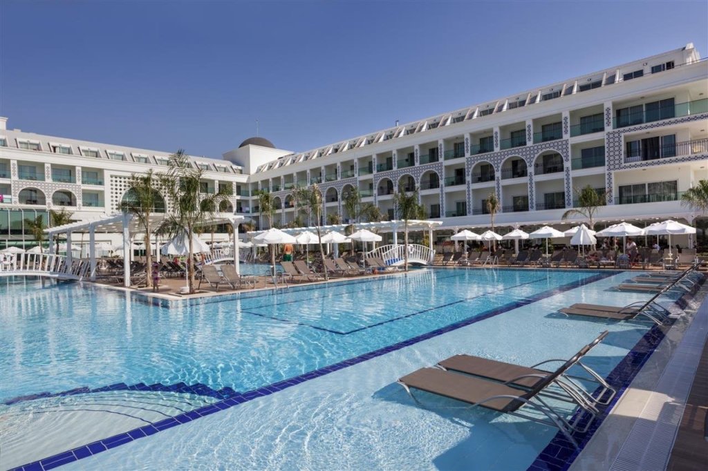Karmir Resort & Spa 3
