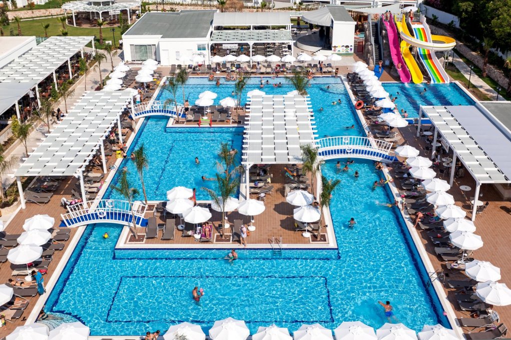 Karmir Resort & Spa 5