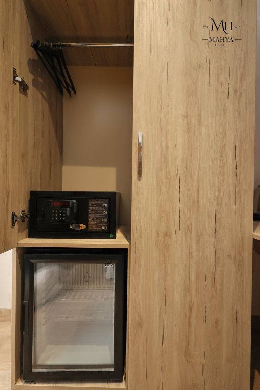 Mahya Hotel 11