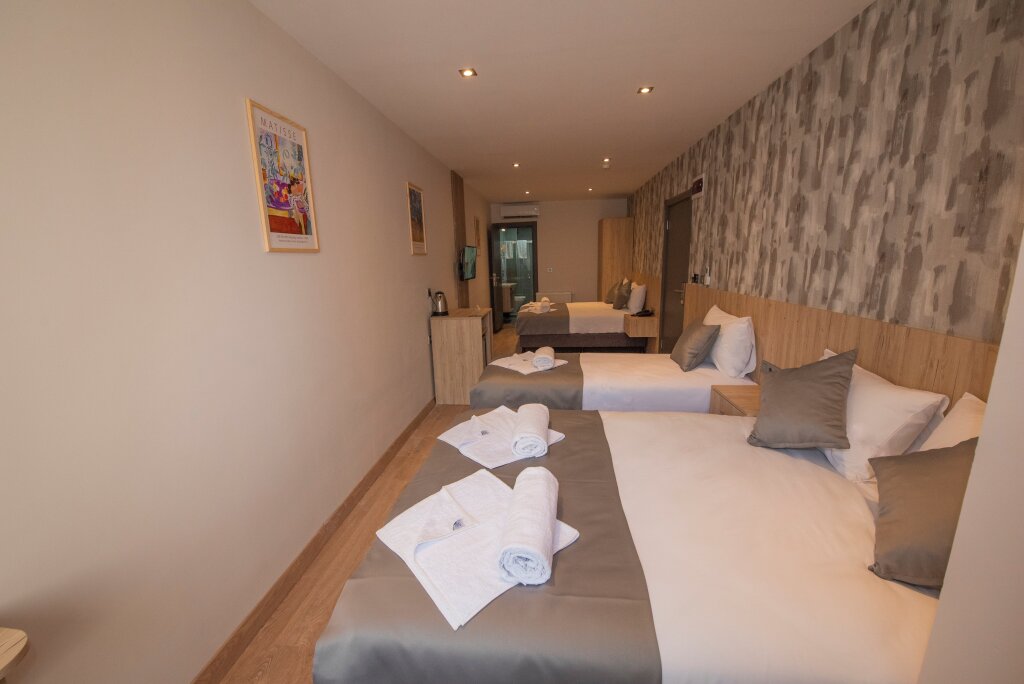 Mahya Hotel 18
