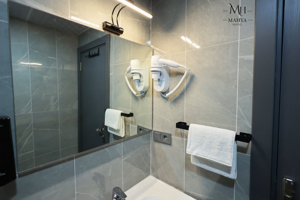 Mahya Hotel 9