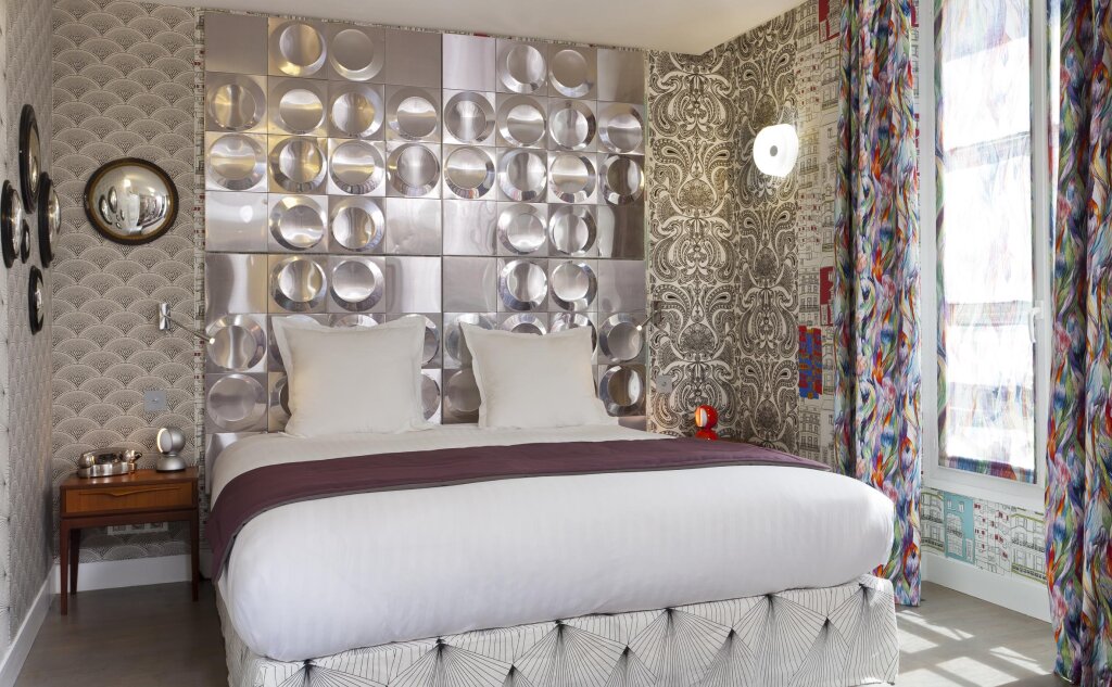 Hotel Crayon by Elegancia 16