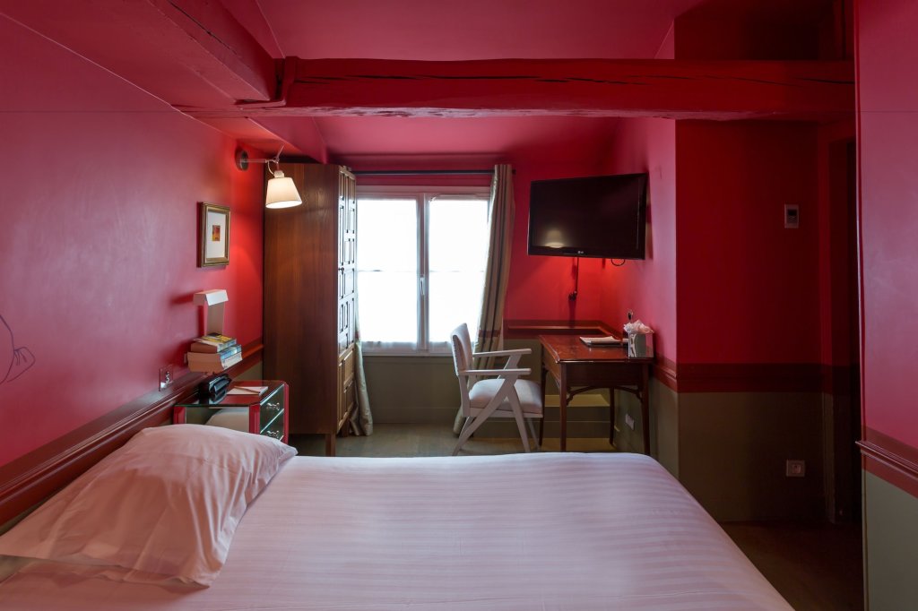 Hotel Crayon by Elegancia 24