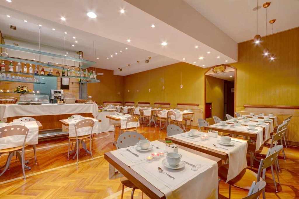 Hotel Corot 16
