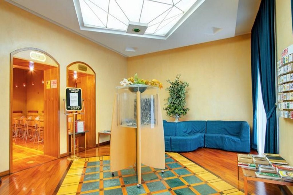Hotel Corot 7