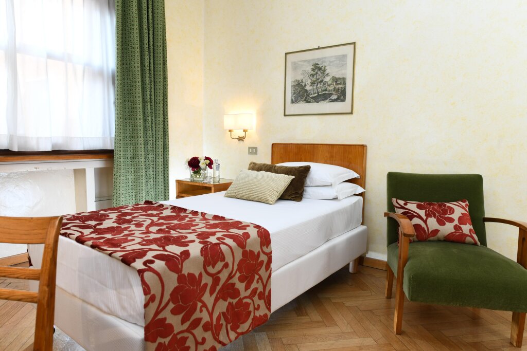 Bettoja Hotel Mediterraneo 18