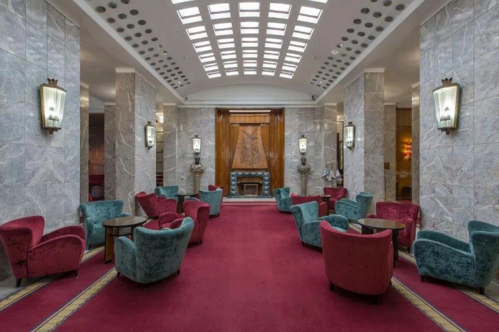 Bettoja Hotel Mediterraneo 24