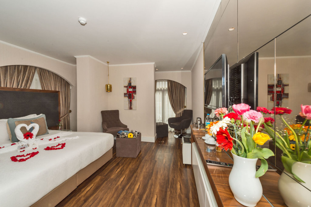 Darkmen Boutique Hotel 3