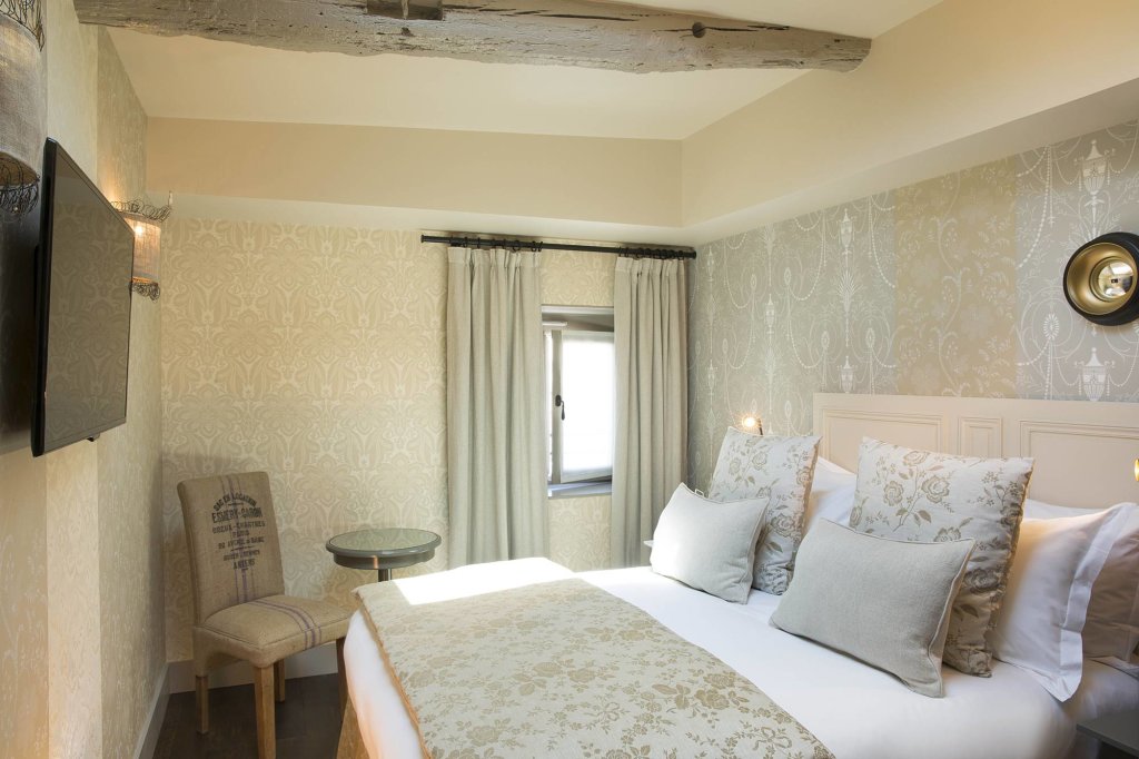 Les Plumes Hôtel Paris 22