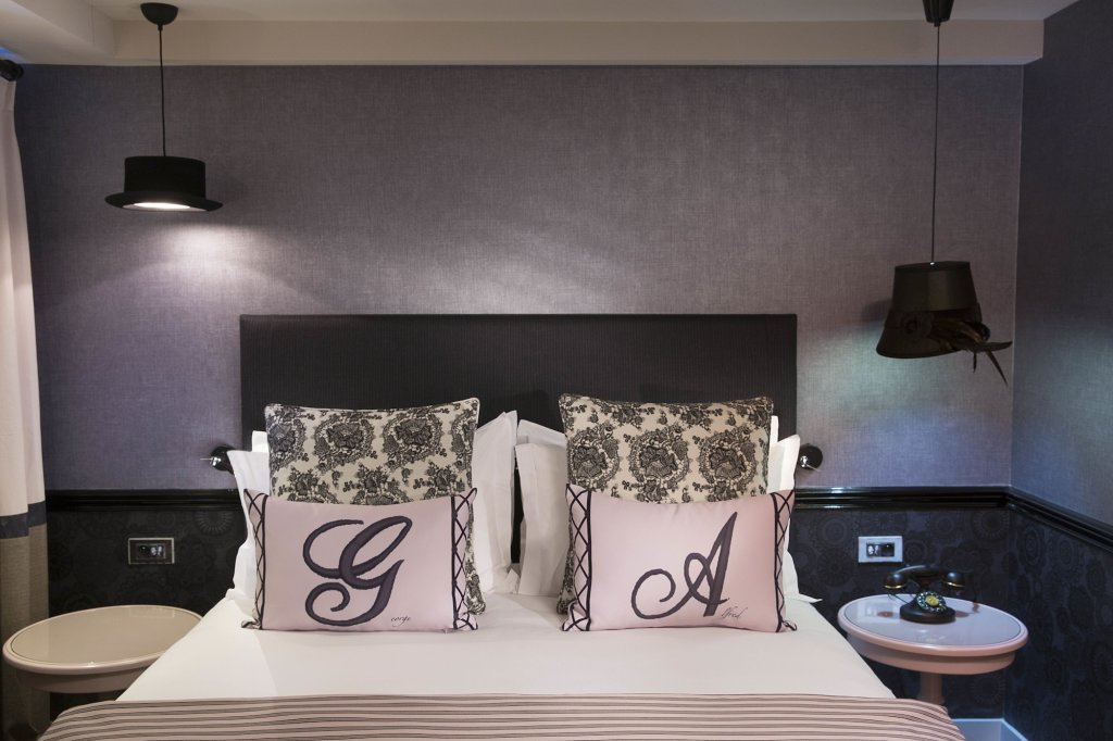 Les Plumes Hôtel Paris 5