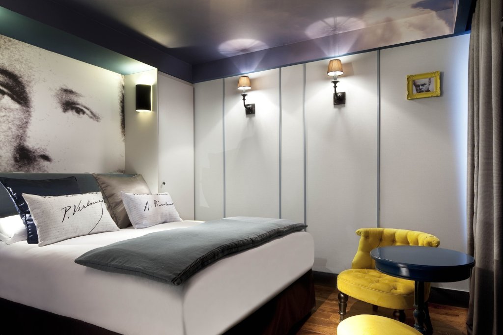 Les Plumes Hôtel Paris 7