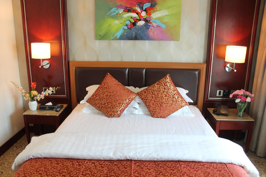 Velvet Hotel 23