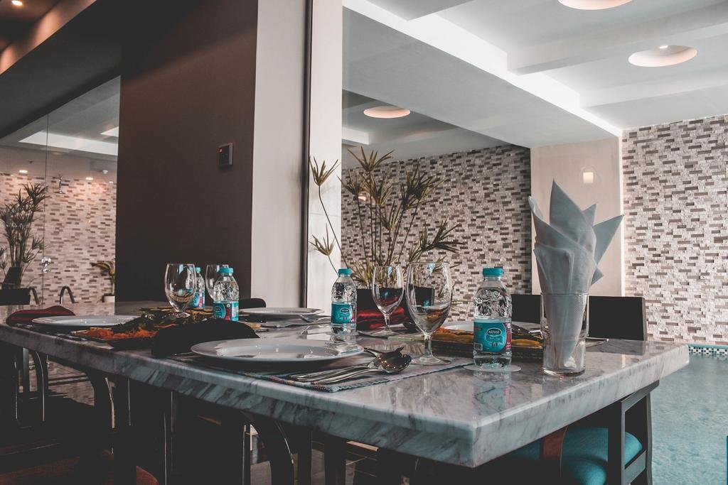 Velvet Hotel 6