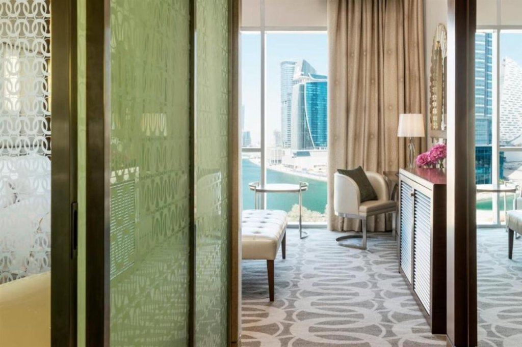 Hilton Dubai Al Habtoor City 16
