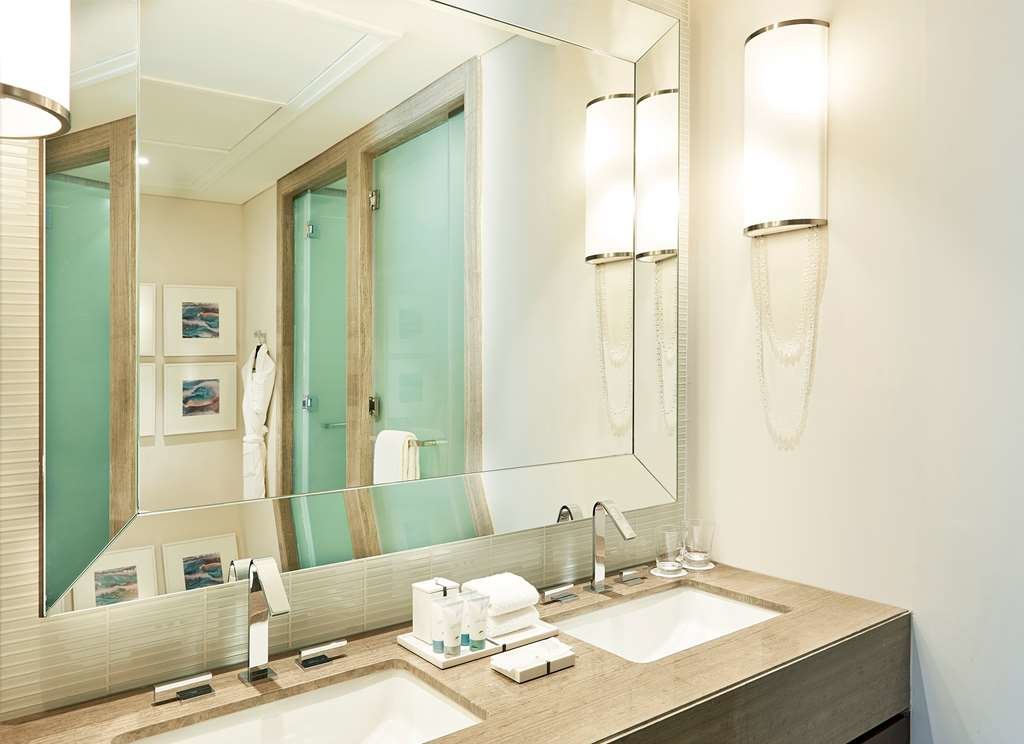 Hilton Dubai Al Habtoor City 19