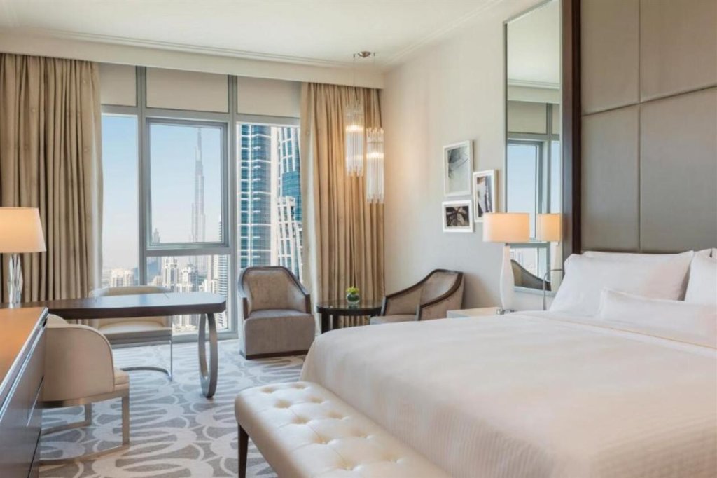 Hilton Dubai Al Habtoor City 9