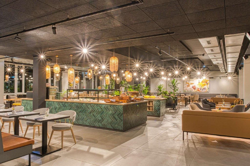 NinetyNine Hotel Amsterdam Airport 7