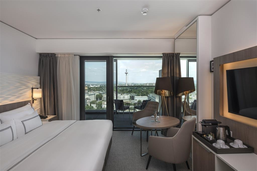 Melia Frankfurt City 21