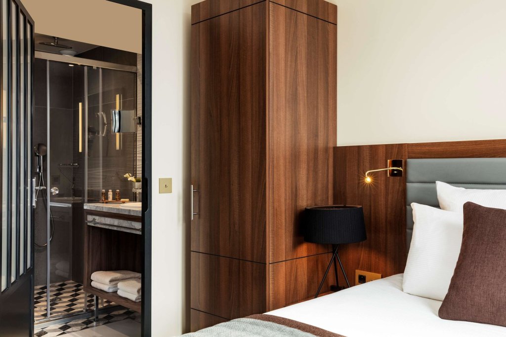 Best Western Premier Kapital Opera 21
