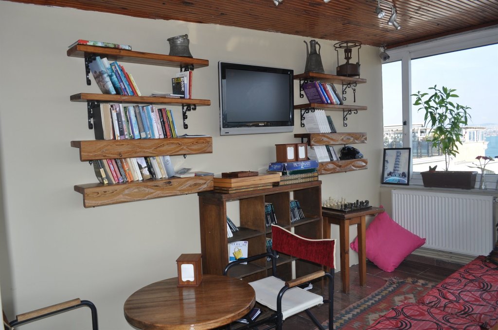 Antique Hostel & Guesthouse 14