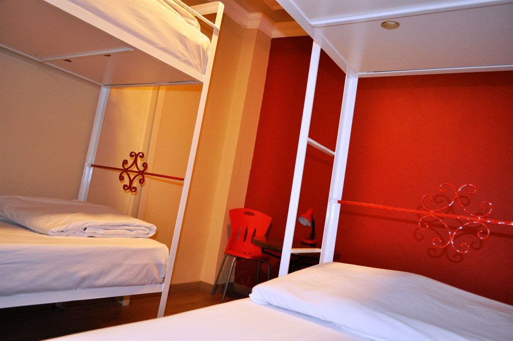 Antique Hostel & Guesthouse 16
