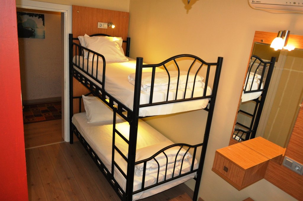 Antique Hostel & Guesthouse 20