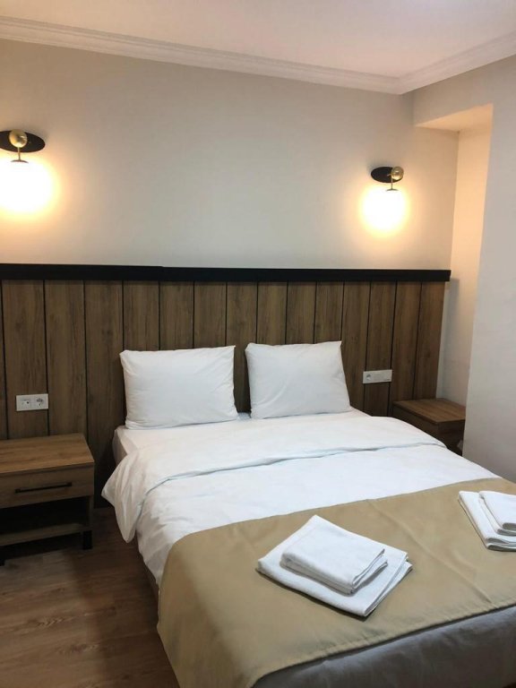 La Pera Suites 7