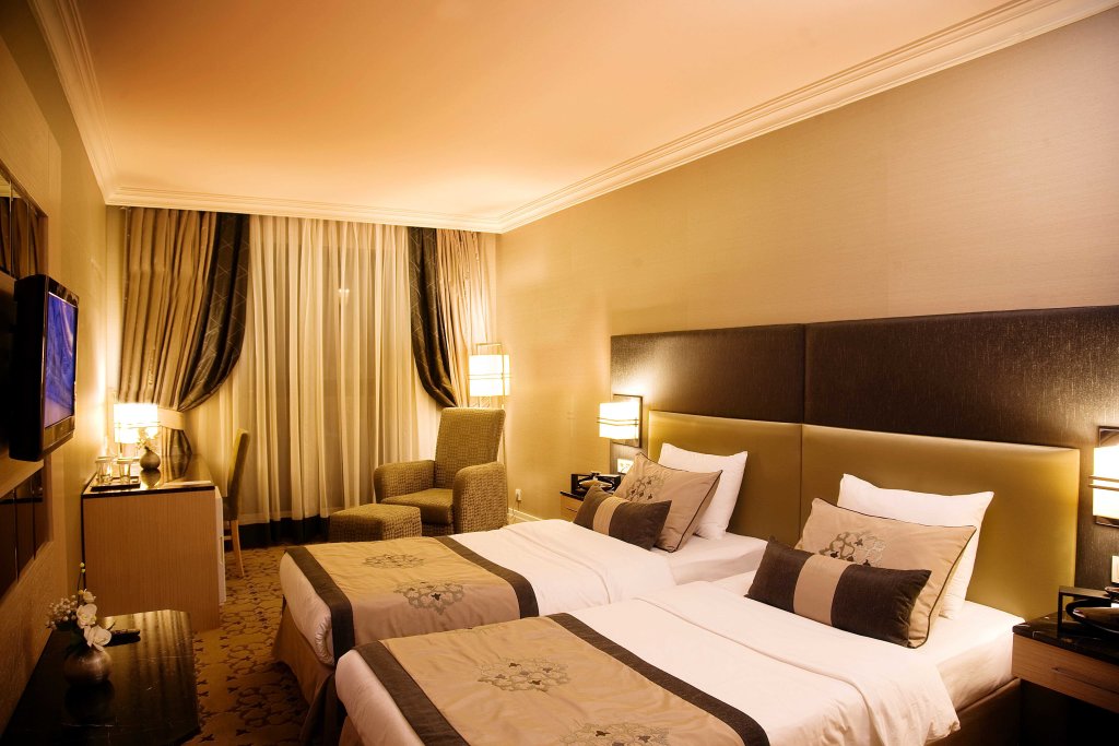 Darkhill Hotel 16