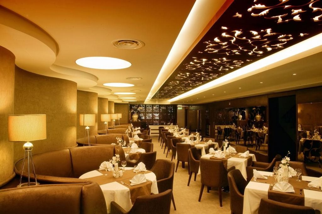 Darkhill Hotel 8