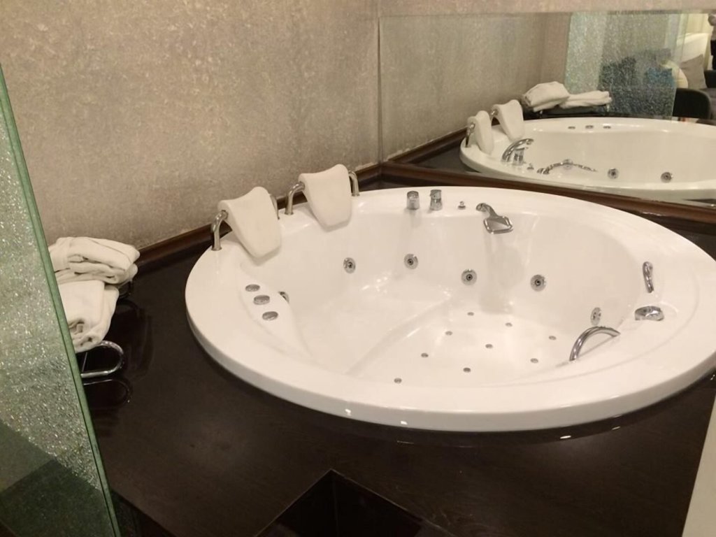 The Marions Suite Hotel 17