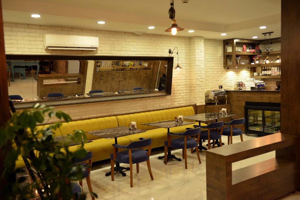 The Marions Suite Hotel 18