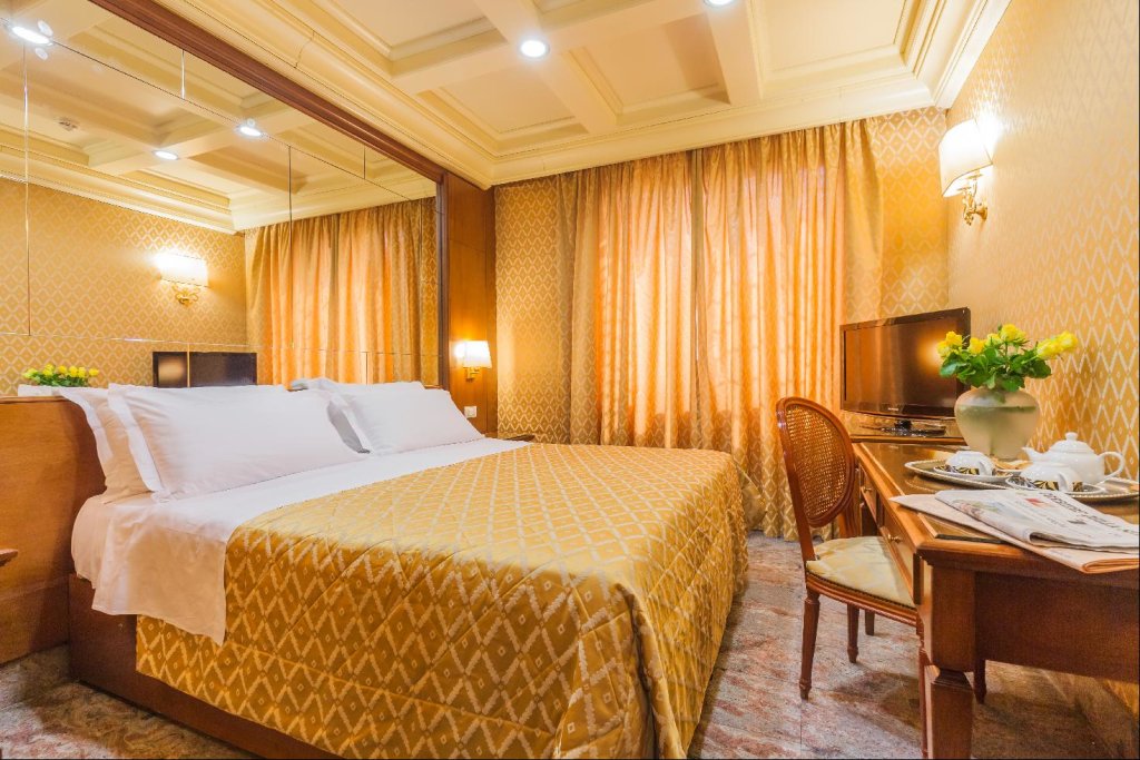 Hotel Madison 2