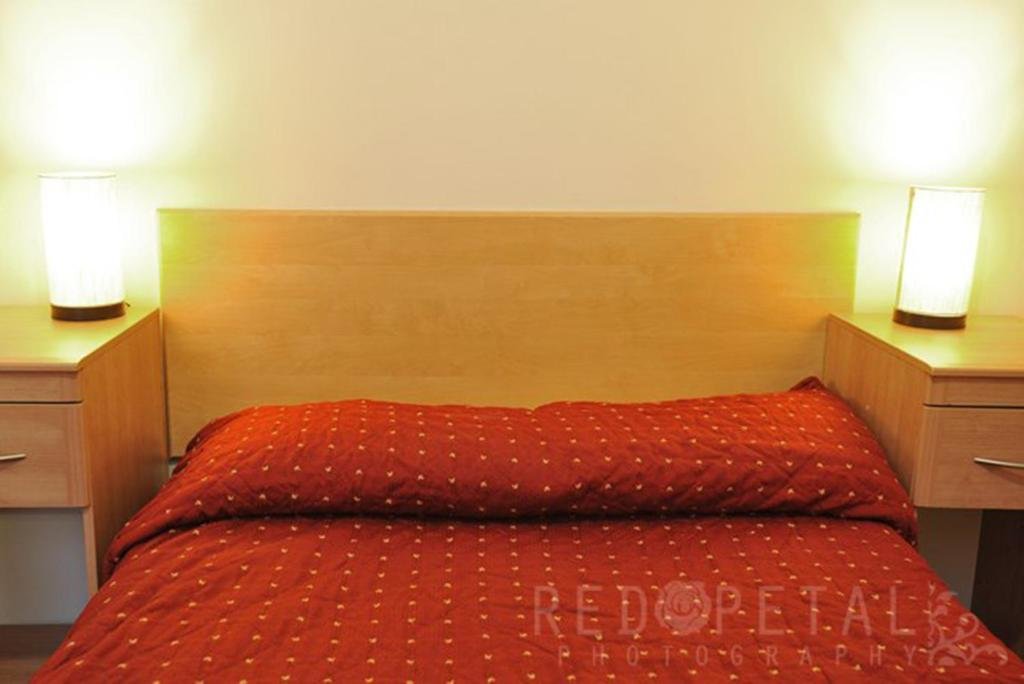 Elmwood Hotel 12