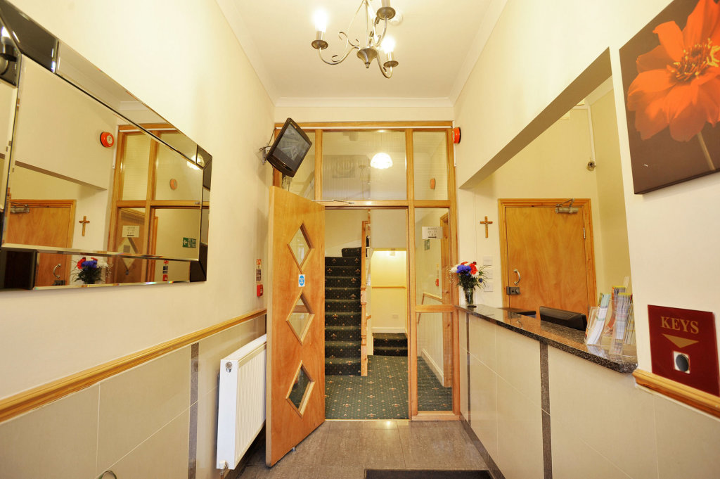 Elmwood Hotel 2
