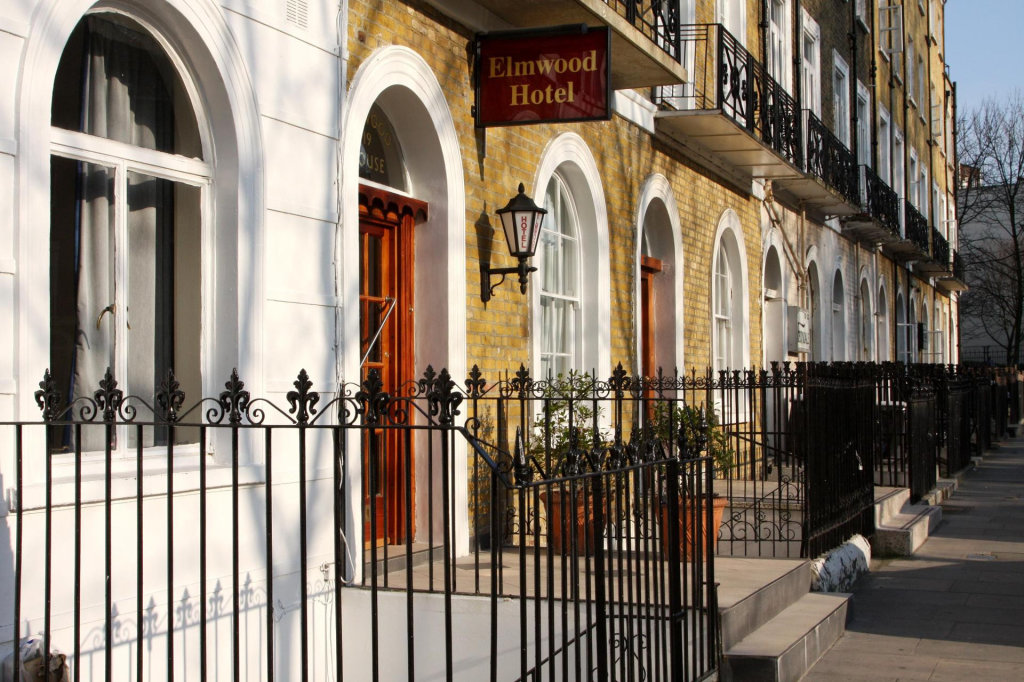 Elmwood Hotel 23