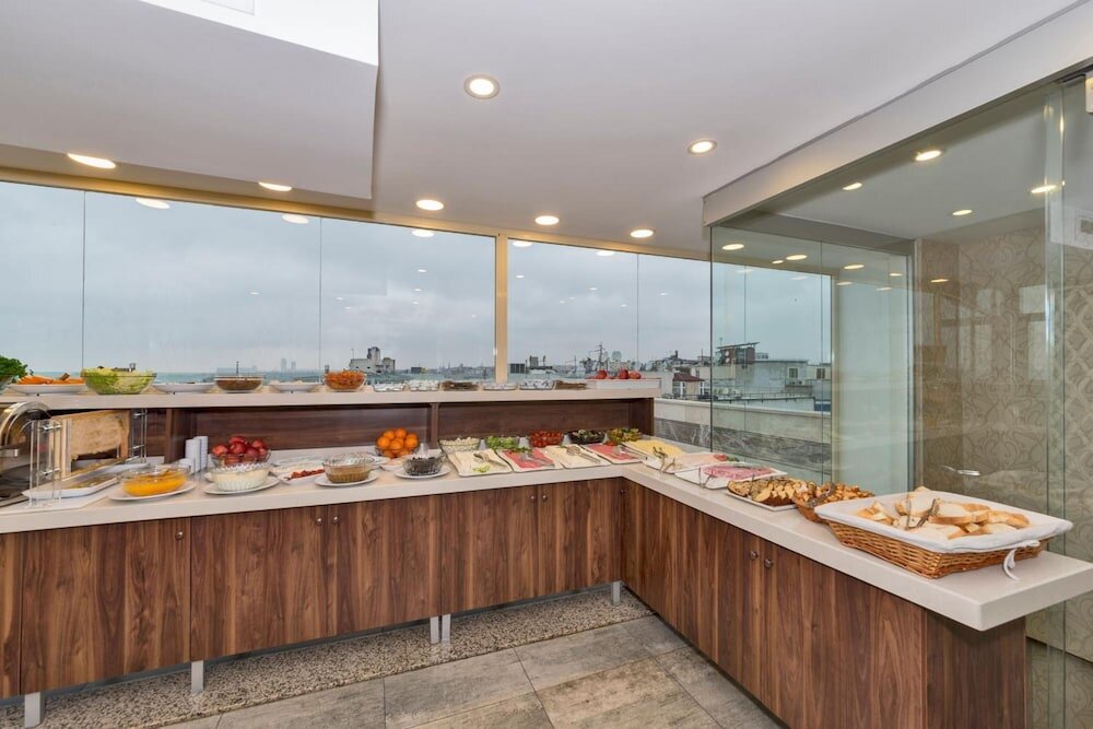 Marcello Hotel 10