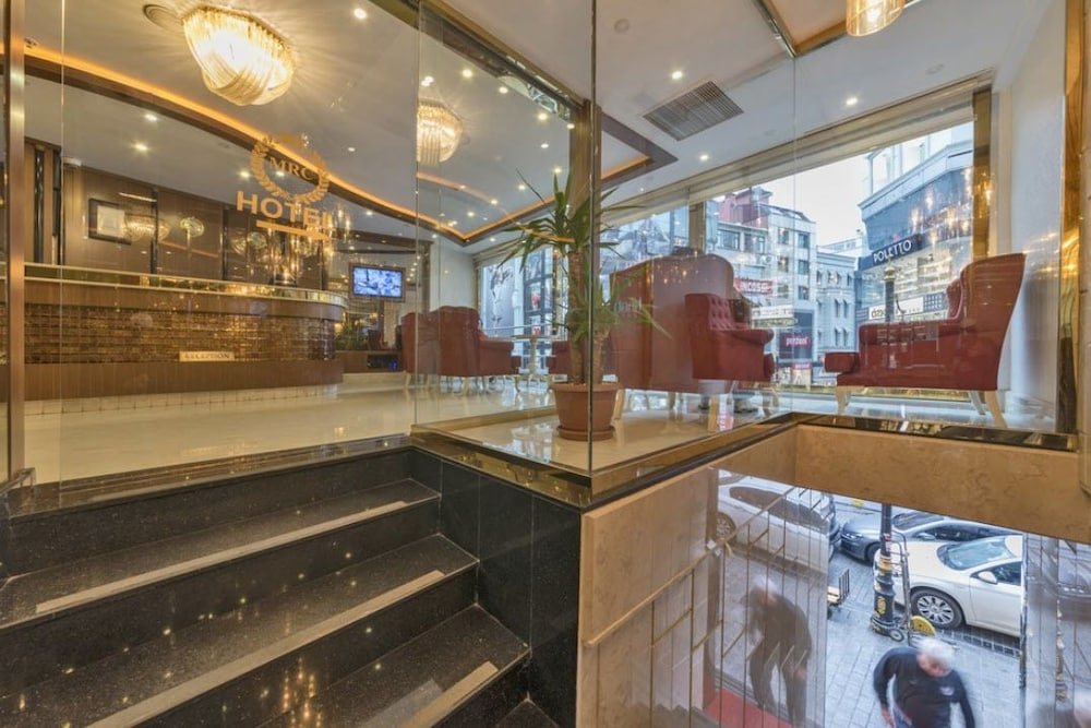 Marcello Hotel 13