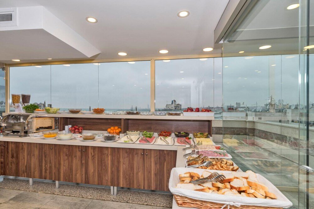 Marcello Hotel 21