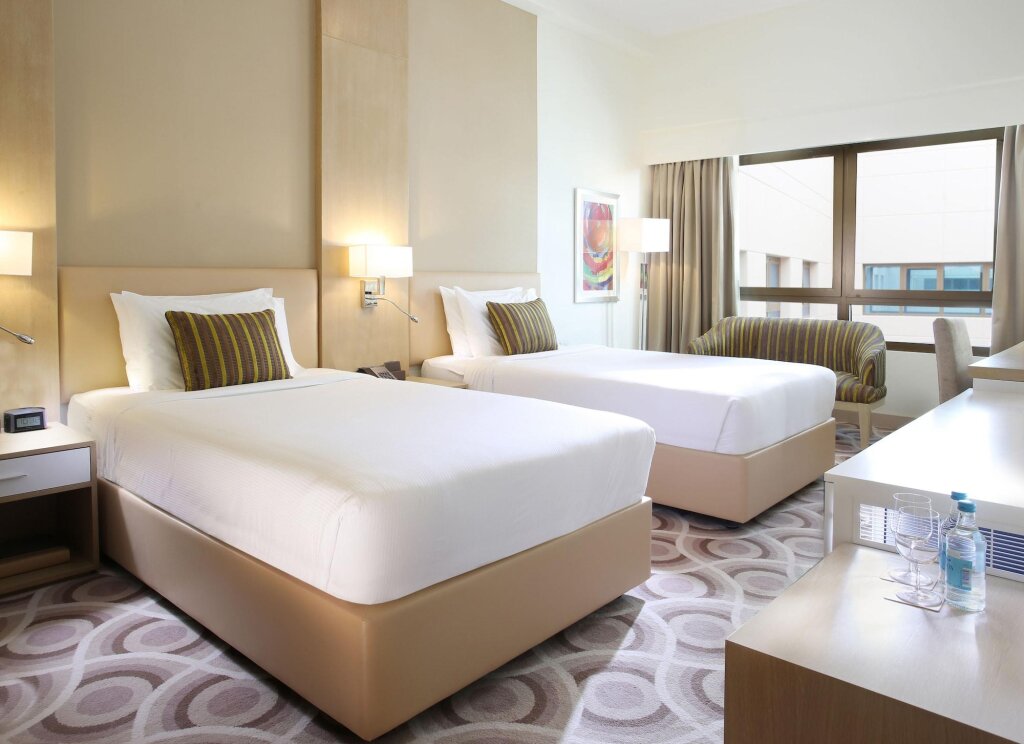 Metropolitan Hotel Dubai 24