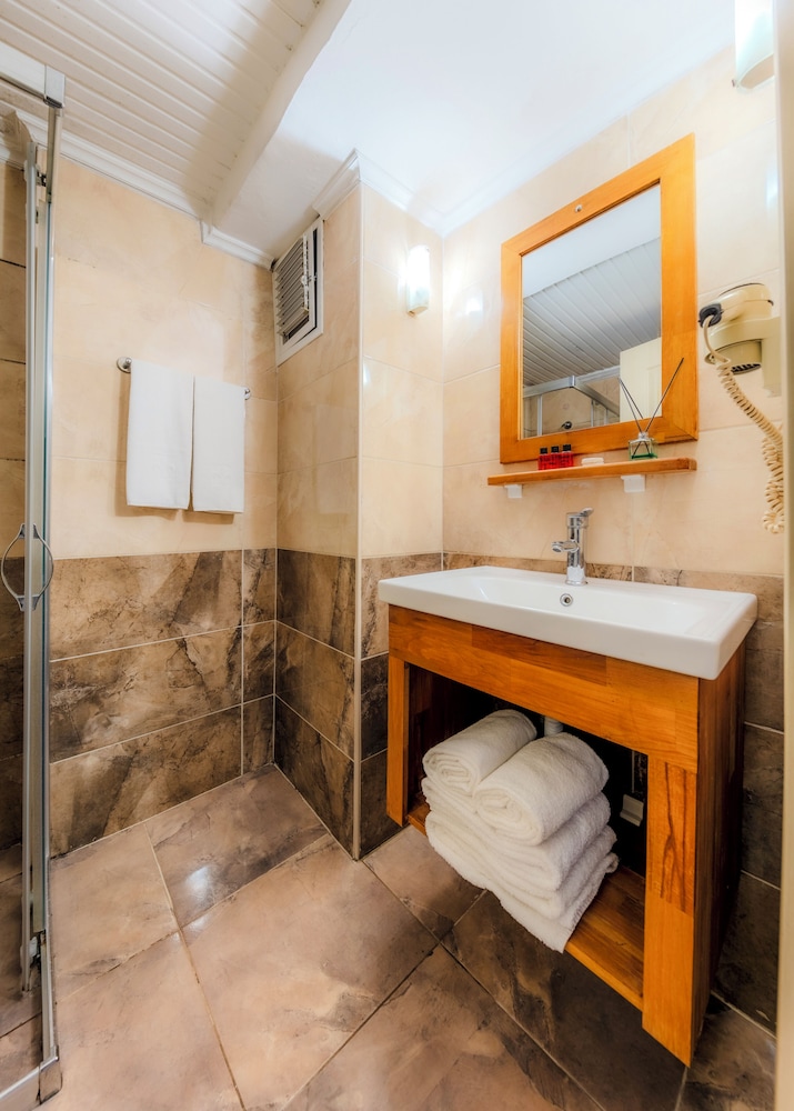 Hamit Hotel İstanbul 20